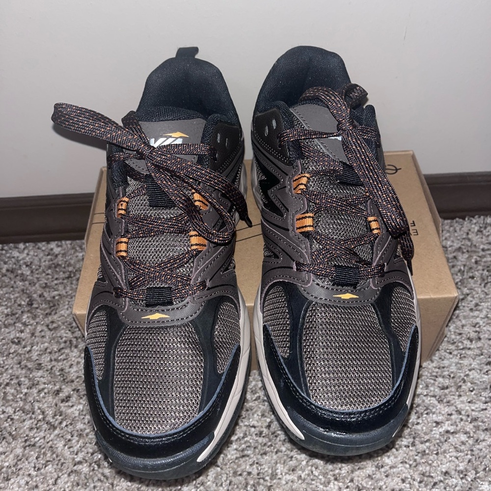 Avia Men's Black and Brown Athletic Shoes